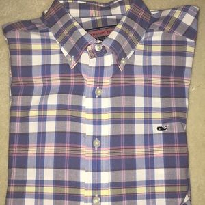 Men’s Vineyard Vines shirt